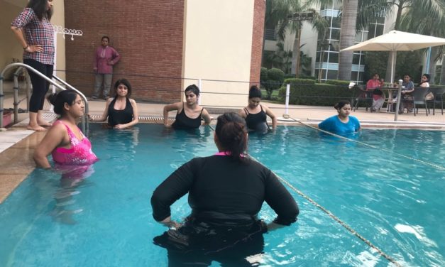 ‘The Bump Club’ Focuses on the Benefits of Aqua Exercising During Pregnancy