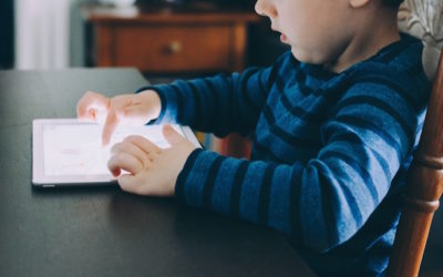 Parenting and its challenges in the age of the social media